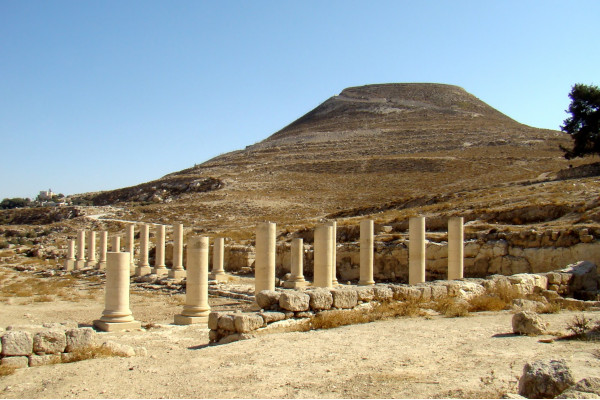 ヘロディウム遺跡
